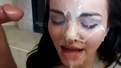 سخت با موهای تیره و آلمانی به سادگی می داند هاردکور, فیلم کلیپ سکسس خارجی بدون تابوهای در طول فیلم او اجازه می دهد تا